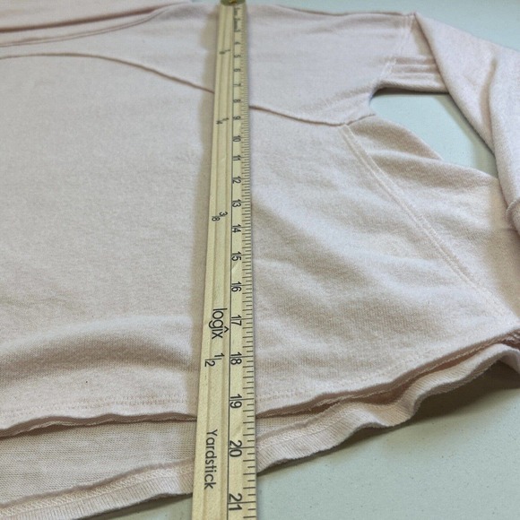 Free People Cozy Time Funnel Slouchy Top Baby Pink Barbie We The Free XS RRP $88 - Picture 10 of 16